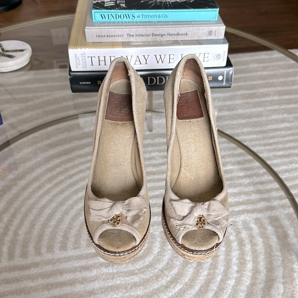 Tory Burch Wedges size 9B